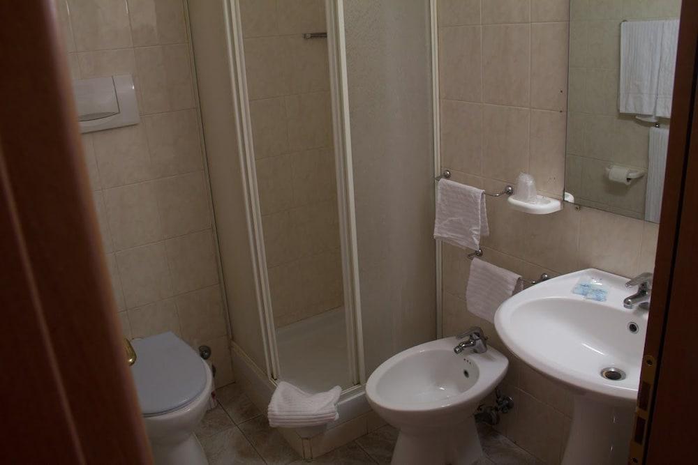 Hotel Industrial ローマ エクステリア 写真