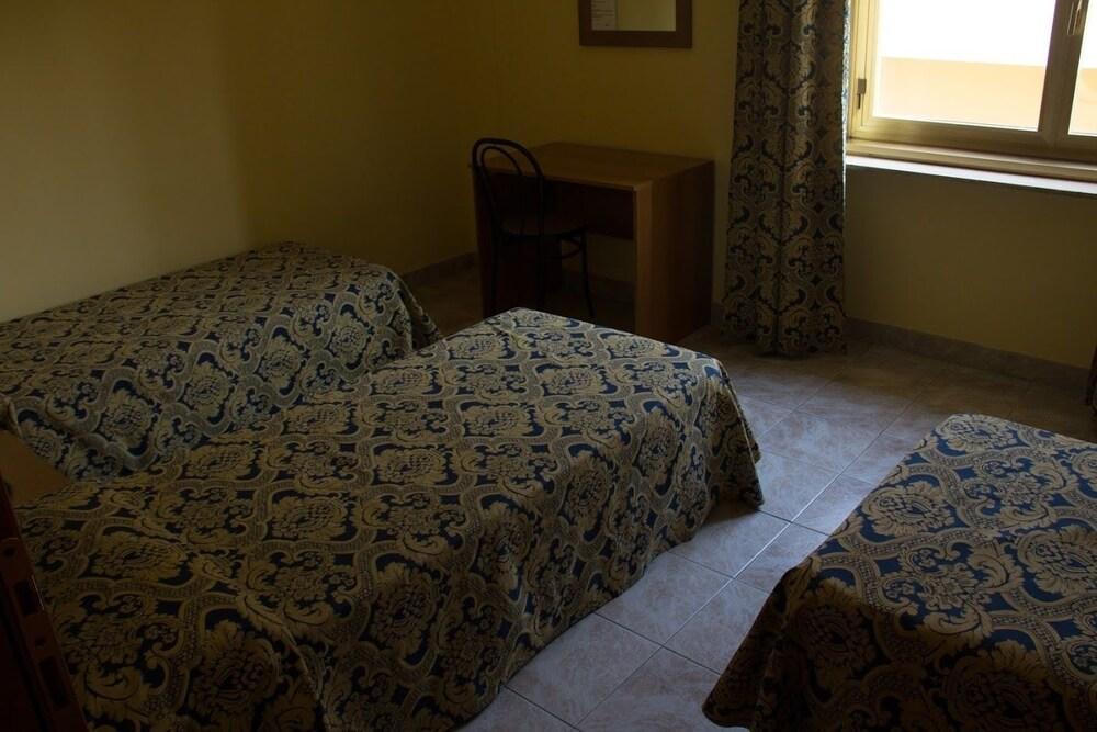 Hotel Industrial ローマ エクステリア 写真