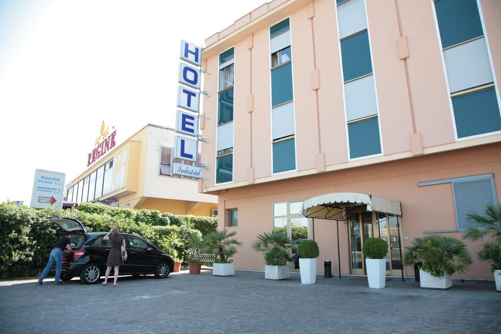 Hotel Industrial ローマ エクステリア 写真